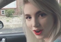 Подвёз молодую блондинку до работы за минет и секс в машине